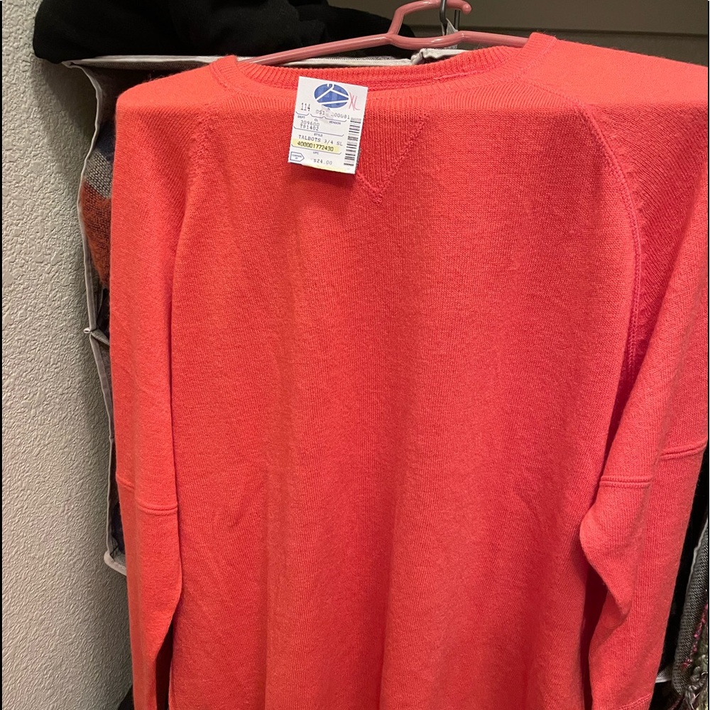 Women’s sweater